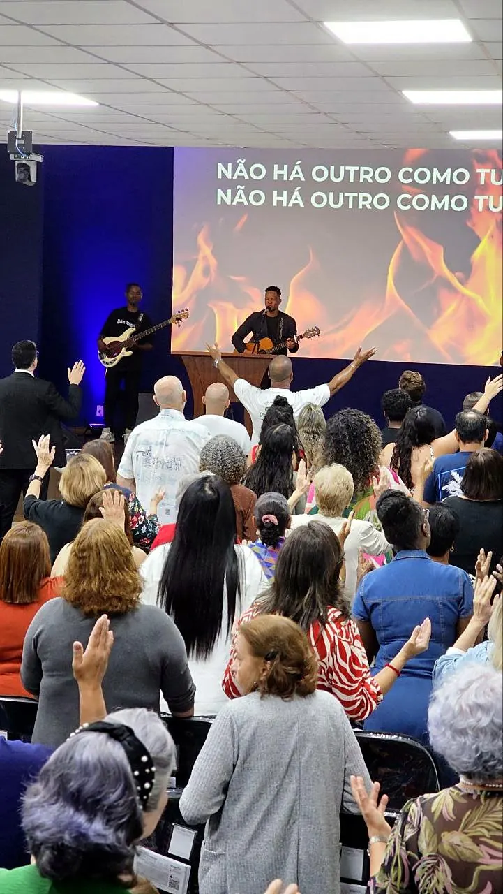 Capa do álbum Aniversário da igreja